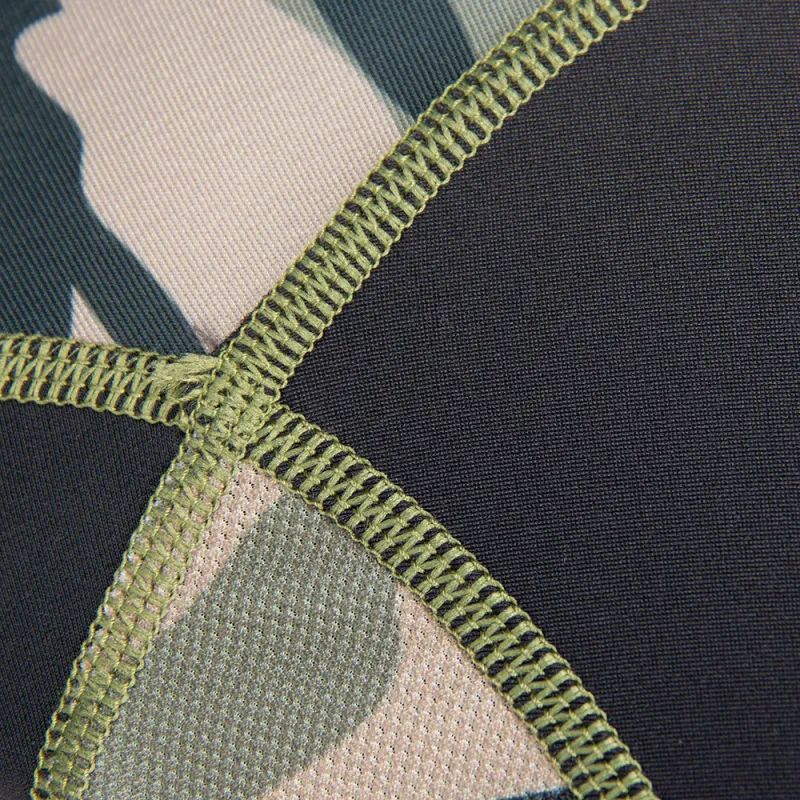 LANDER RASHGUARD LONG SLEEVES - ARMY GREEN CAMO