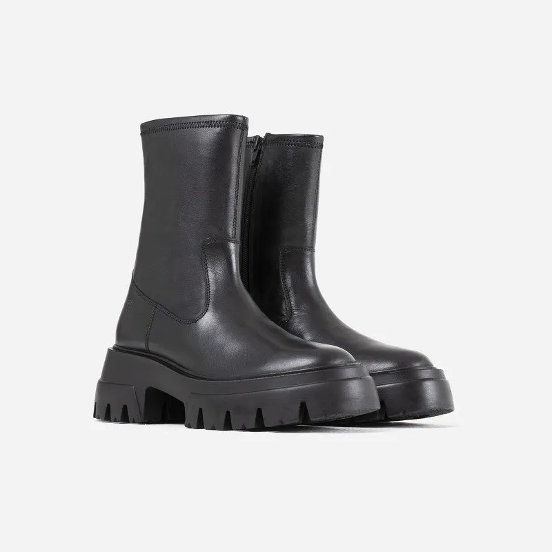 O Tizz Black Leather Ankle Boots